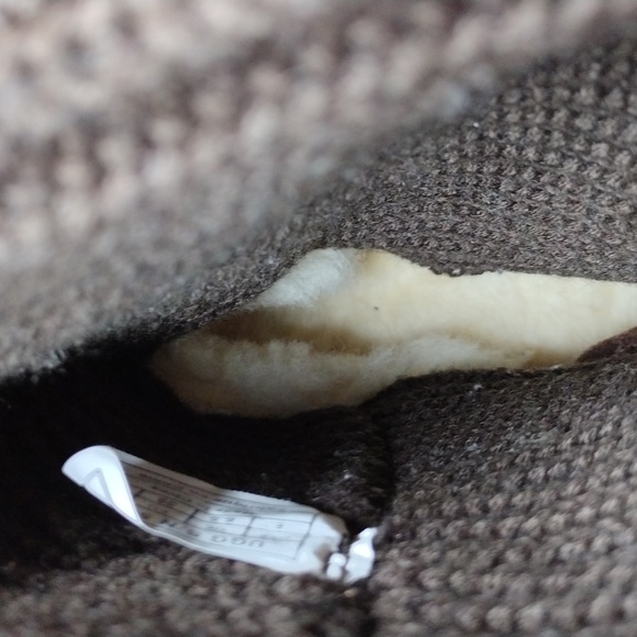 UGG women's brown sweater knit calf boots. Mint condition. Size 8 - Picture 3 of 12